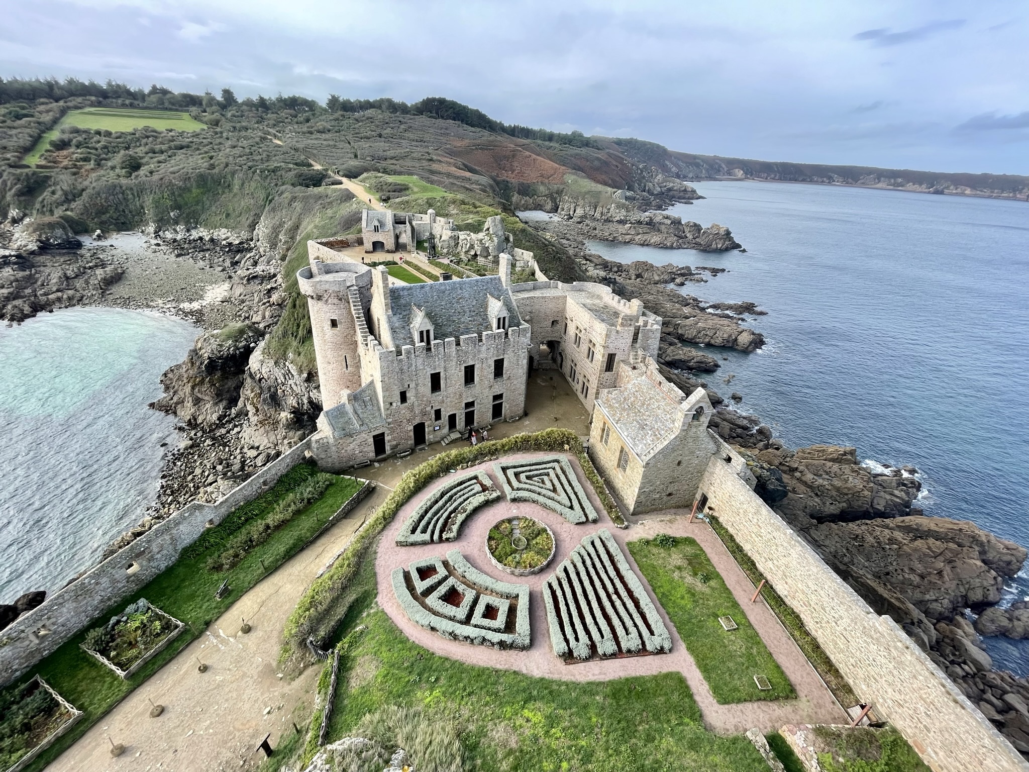 LANDES DE CAP FREHEL ET ABORDS DU FORT LA LATTE
